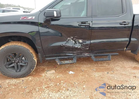 2021 Chevrolet Silverado 1500 4Wd Short Bed Lt Trail Boss z USA, uszkodzony, nr VIN 1GCPYFED8MZ317788